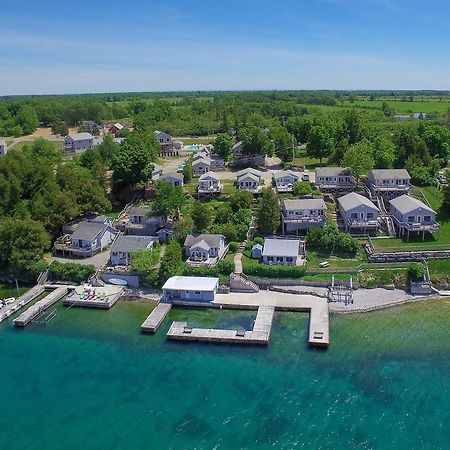 Angel Rock Waterfront Cottages Cape Vincent Екстериор снимка