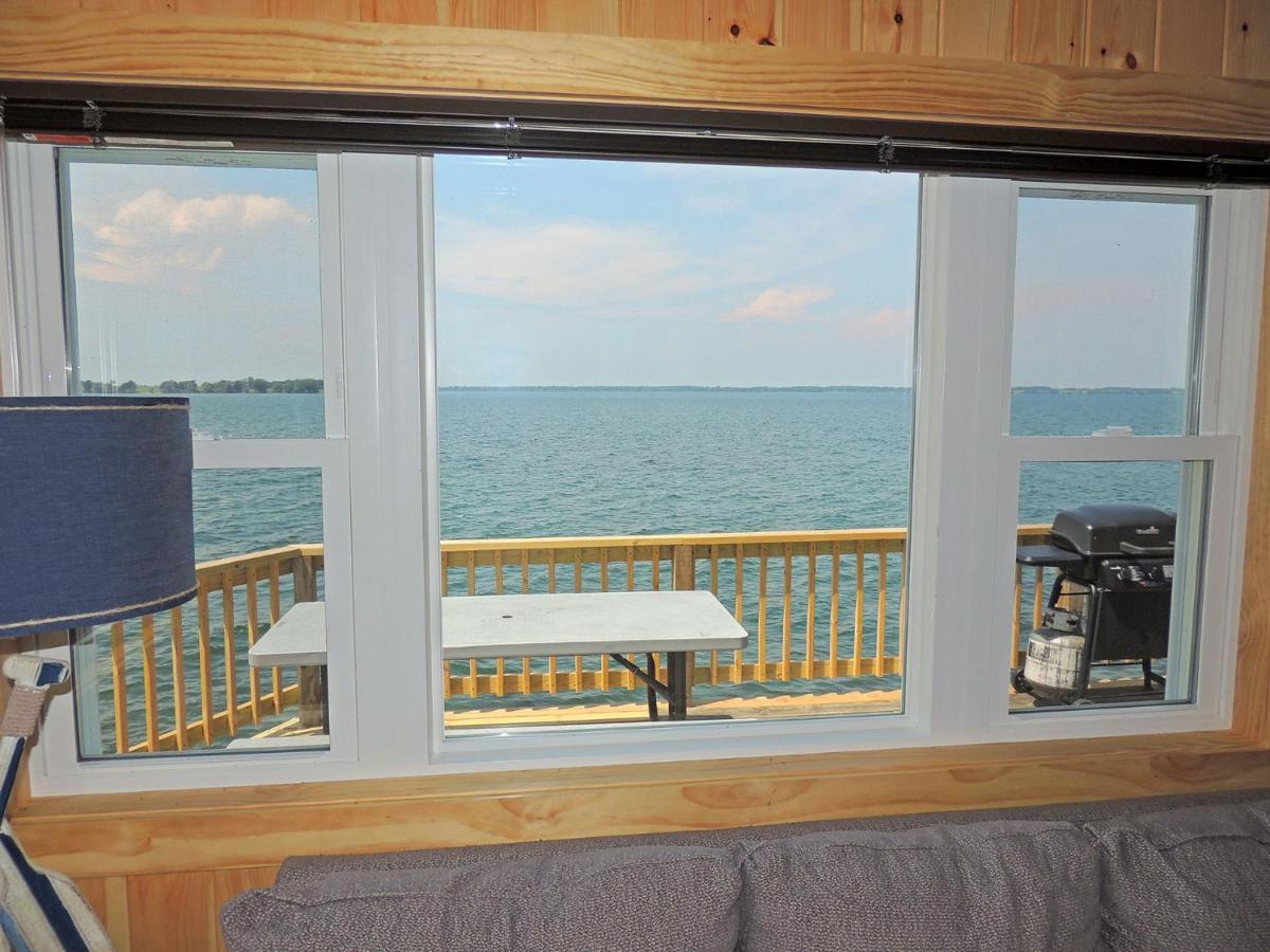 Angel Rock Waterfront Cottages Cape Vincent Екстериор снимка