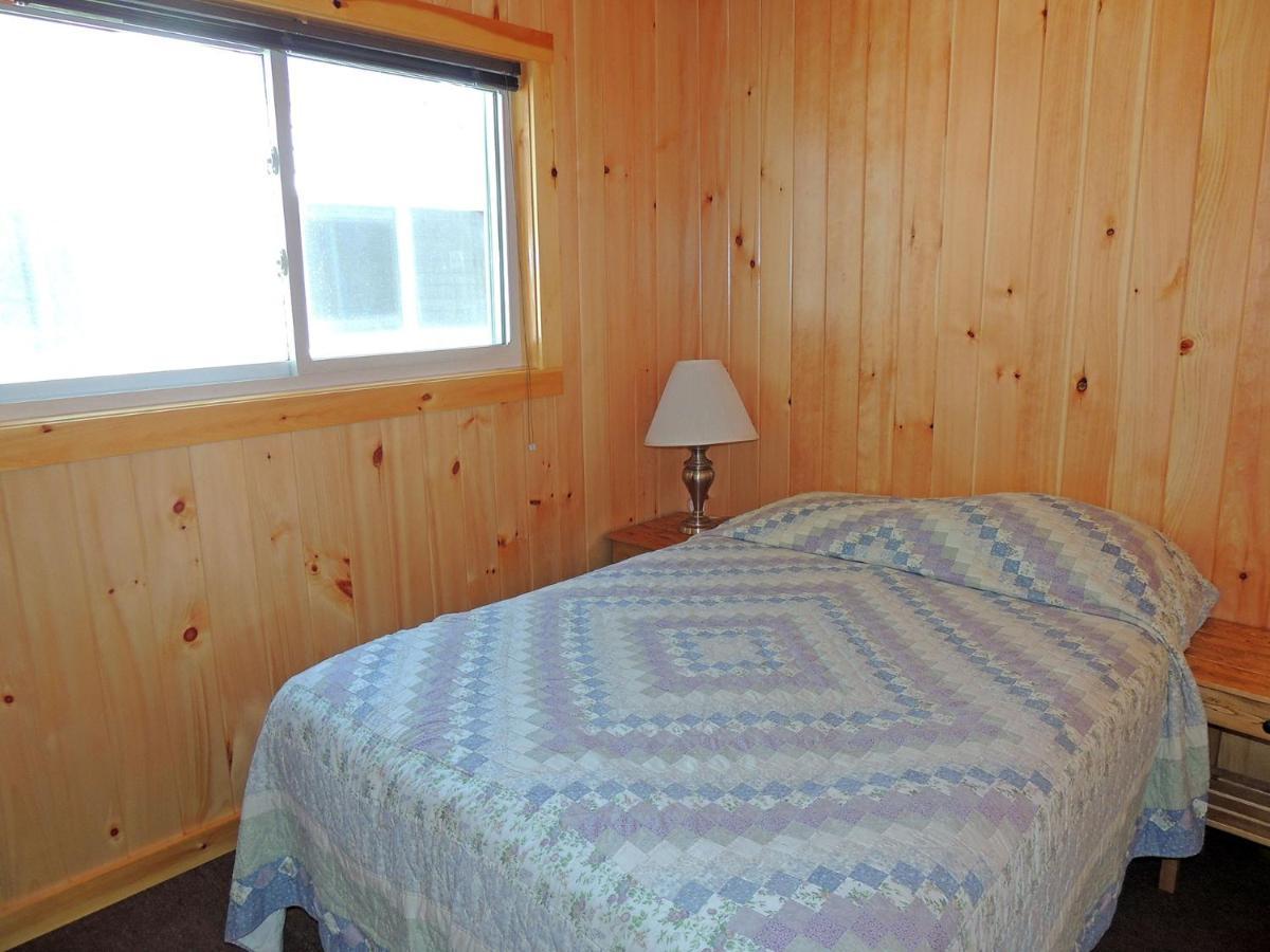 Angel Rock Waterfront Cottages Cape Vincent Екстериор снимка