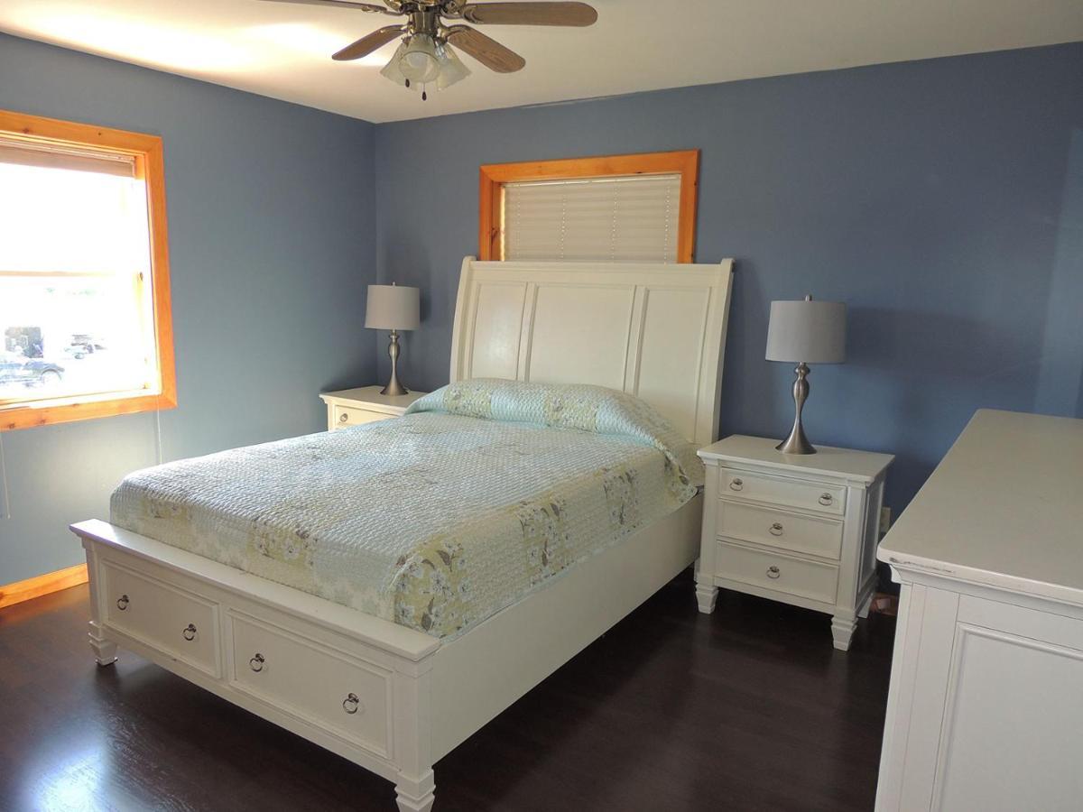 Angel Rock Waterfront Cottages Cape Vincent Екстериор снимка