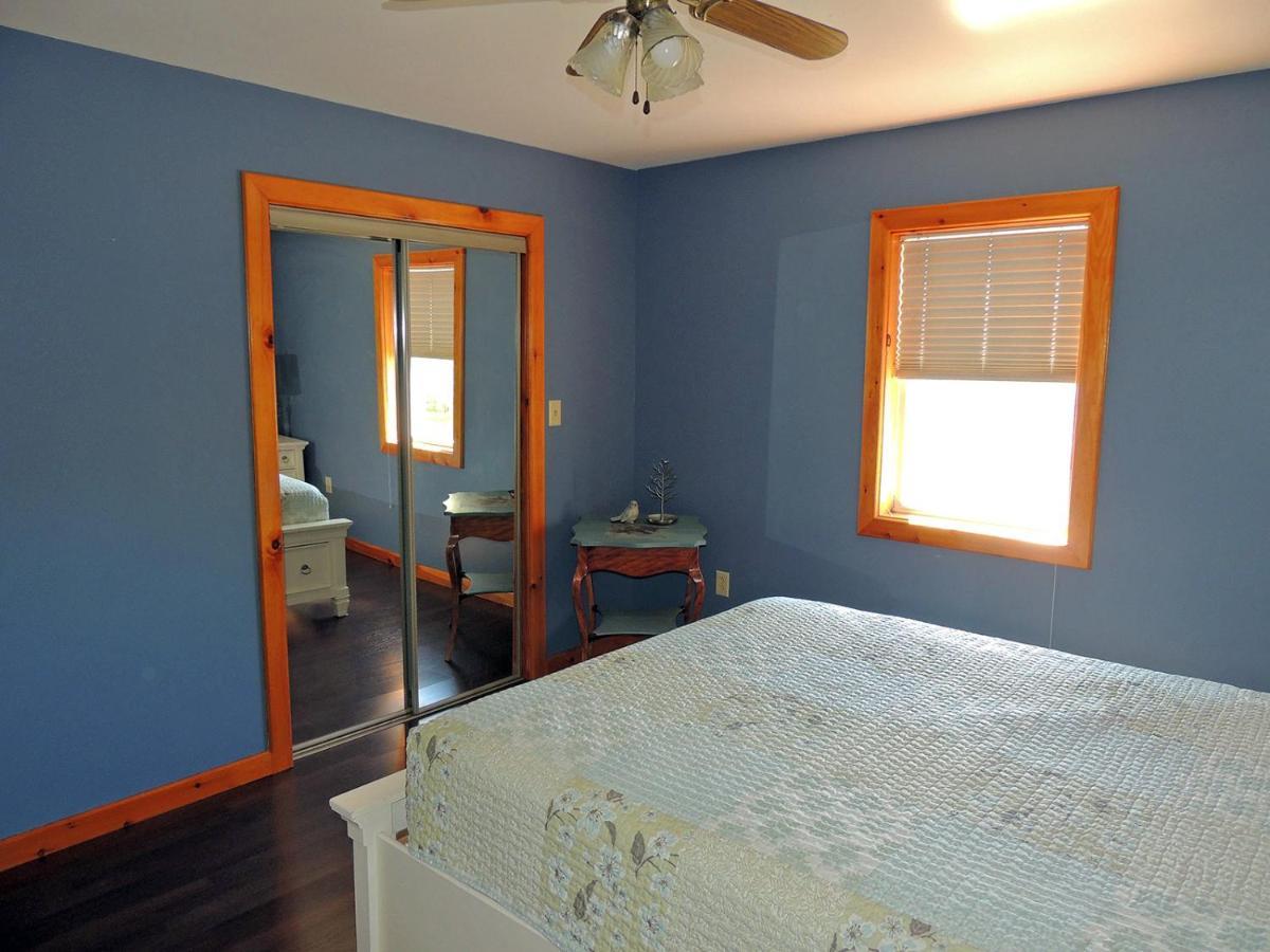 Angel Rock Waterfront Cottages Cape Vincent Екстериор снимка