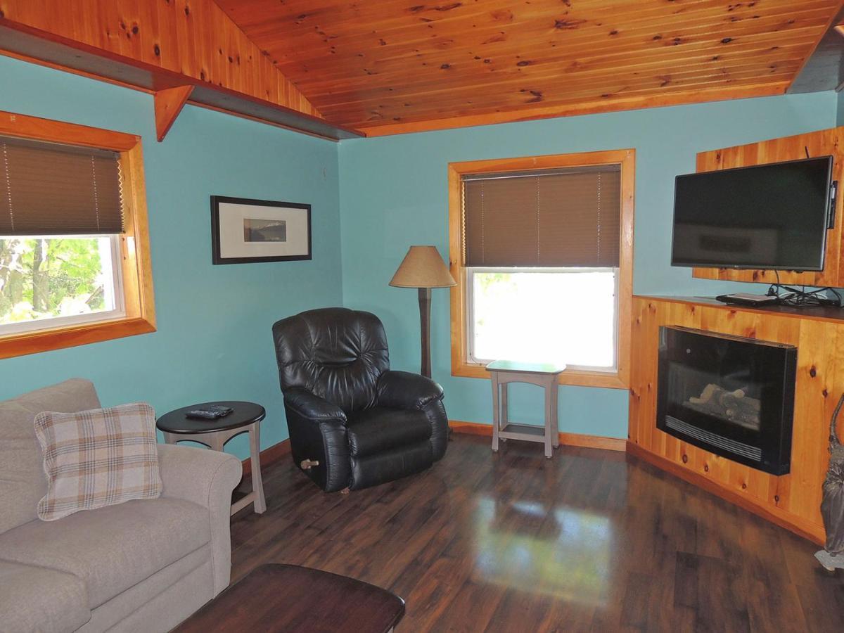Angel Rock Waterfront Cottages Cape Vincent Екстериор снимка