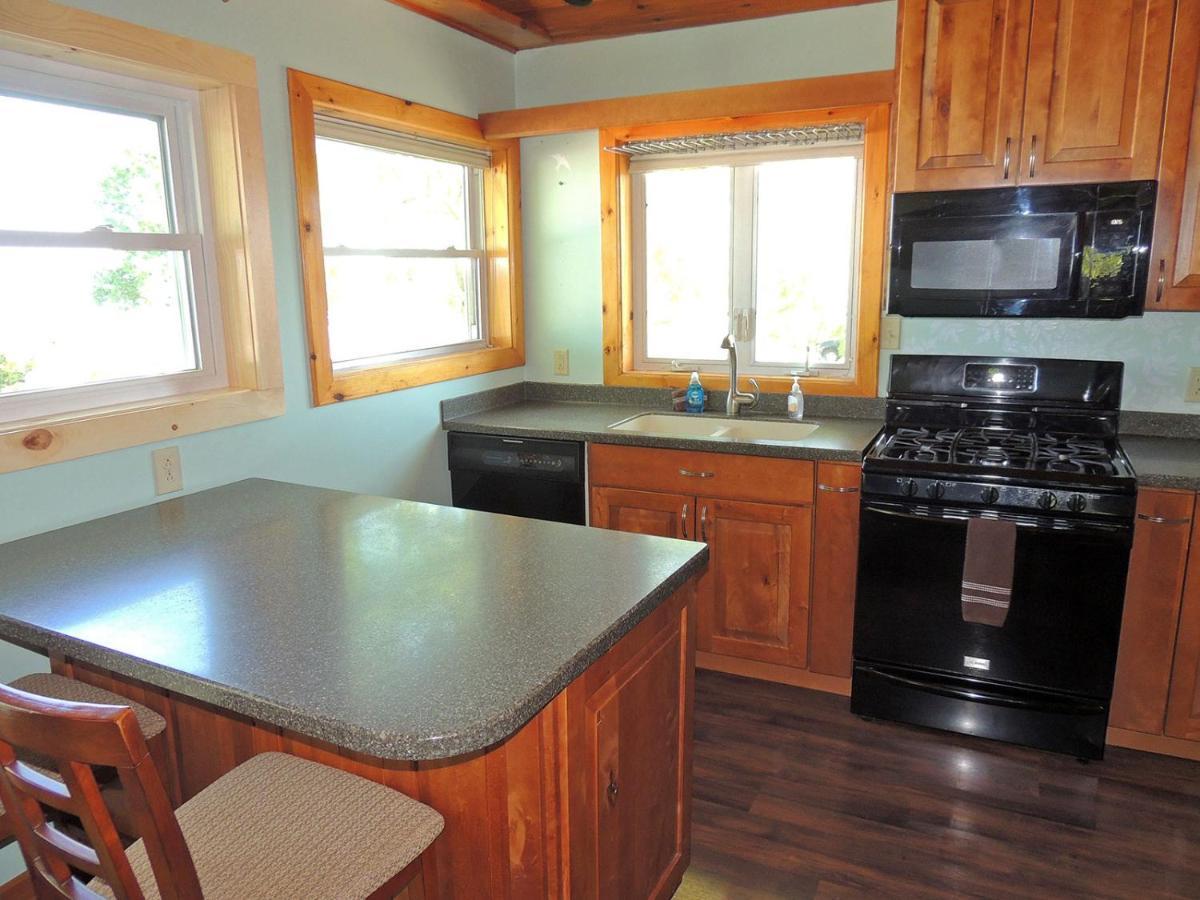 Angel Rock Waterfront Cottages Cape Vincent Екстериор снимка