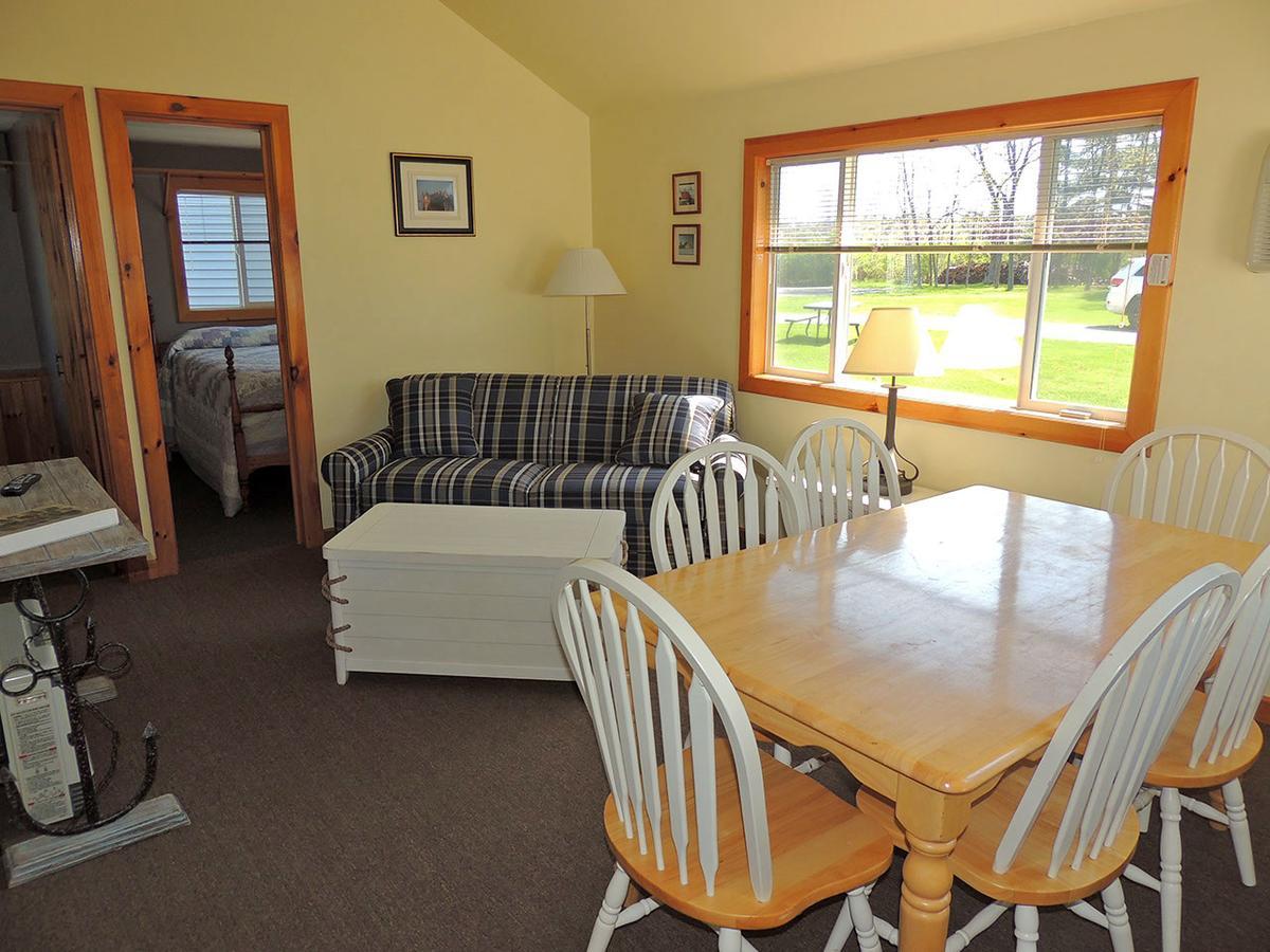 Angel Rock Waterfront Cottages Cape Vincent Екстериор снимка