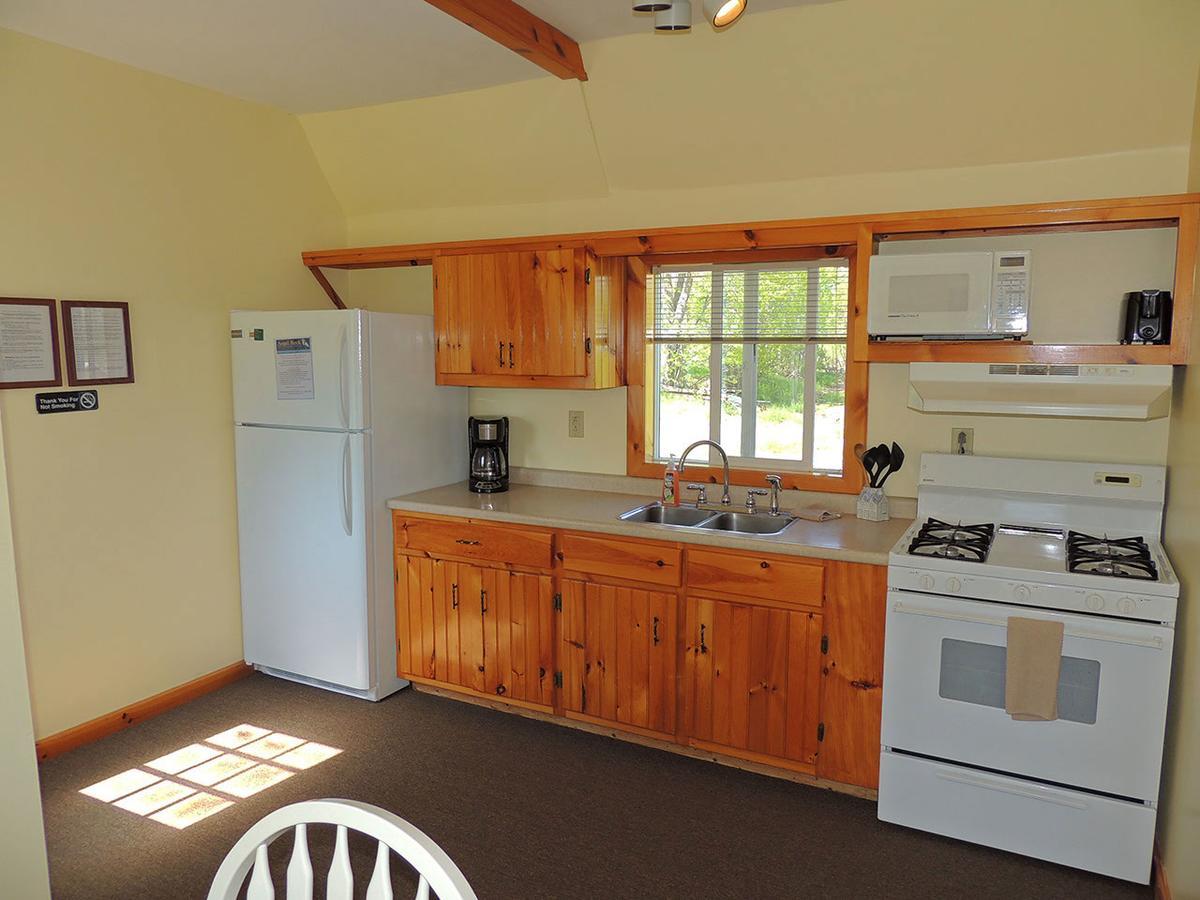 Angel Rock Waterfront Cottages Cape Vincent Екстериор снимка